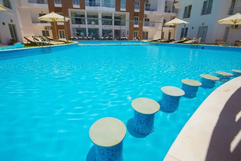 Luxury Wi-fi 1 Bedroom Apt. Close to El Gouna
