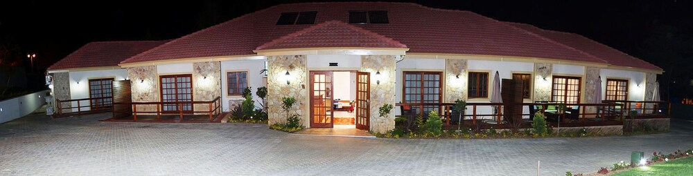 Classique Grace Boutique Hotel