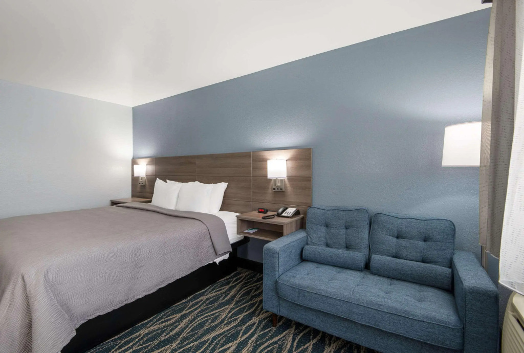 Quality Inn Oneida near Casino