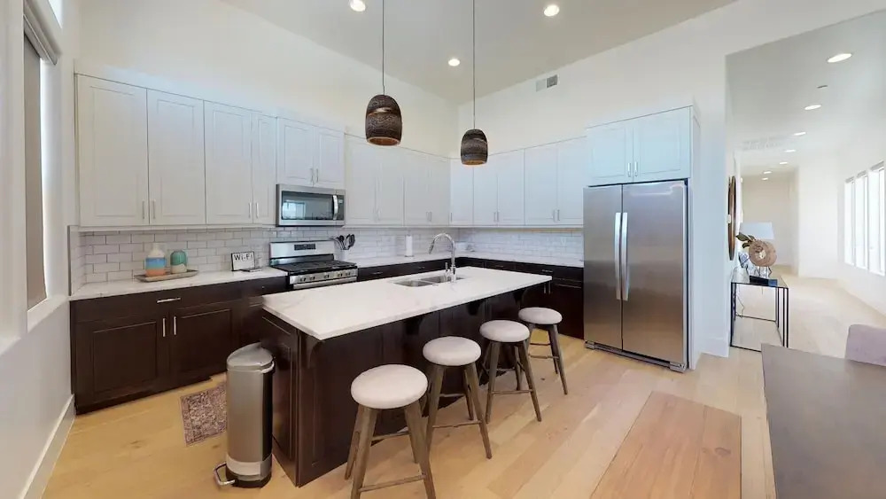 10 At Bloomington Country Club 3 Bedroom Condo by Redawning