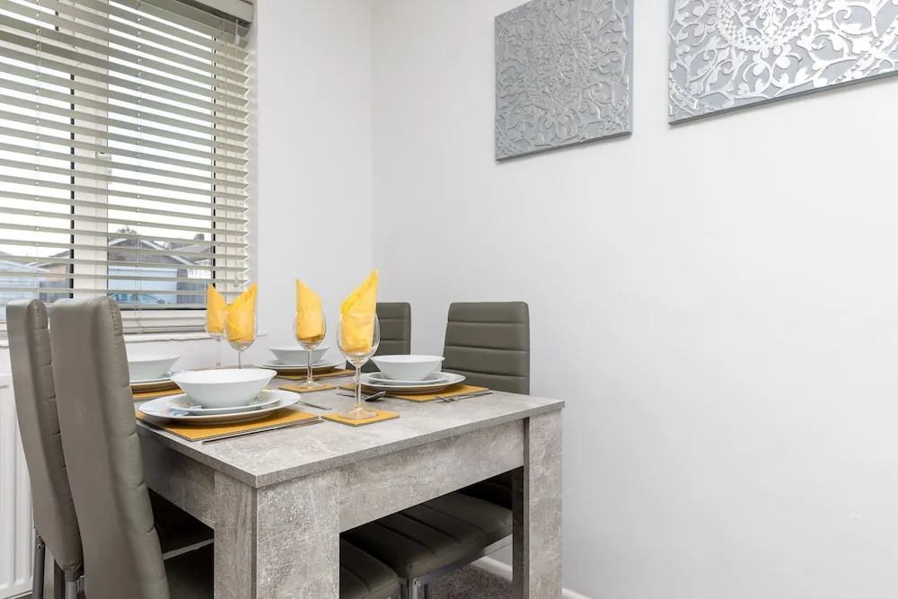 Lark Rise Apartments