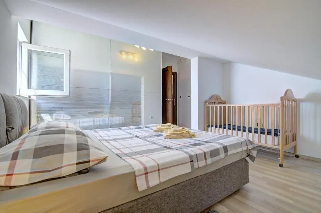 Apartment K&M