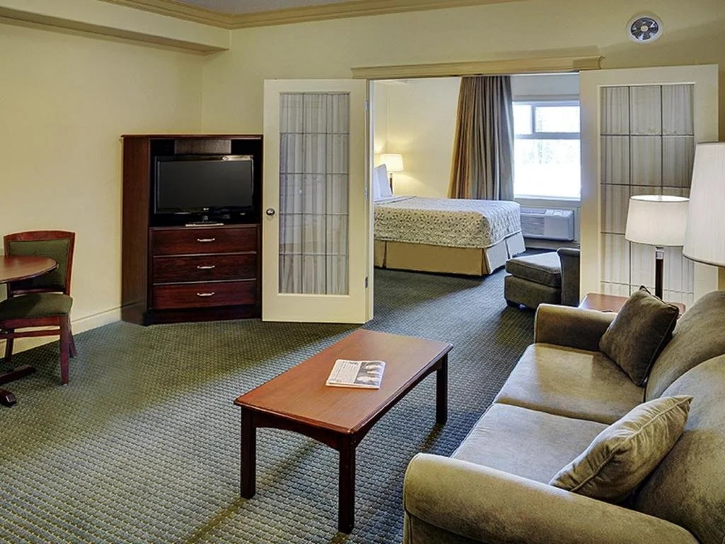 Chateau Nova Hotel