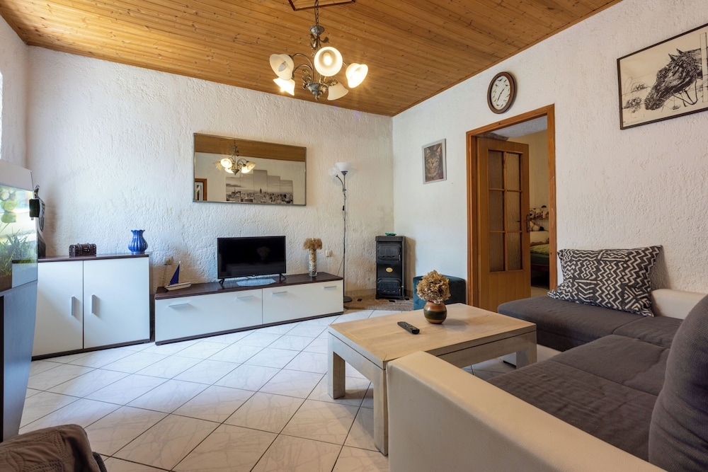 House Sevgi