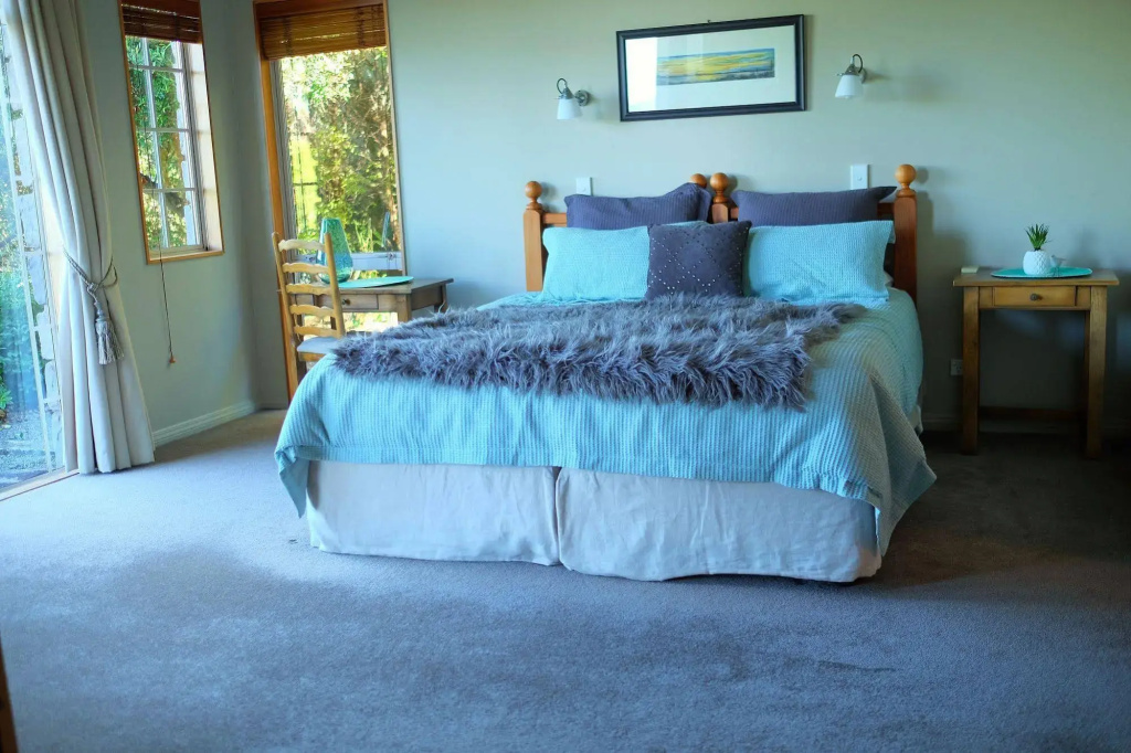 Acacia Bays Tauhara Sunrise Lodge