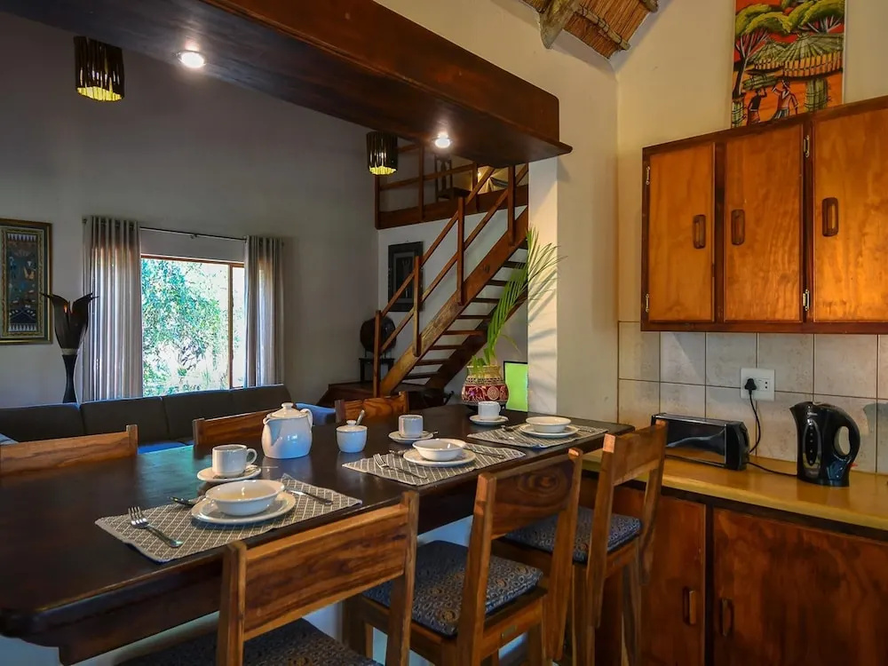 6-person Villa at Kruger Park Entrance