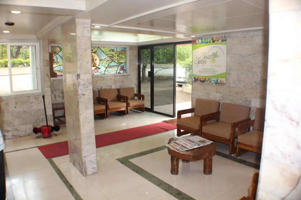 Hotel Bhooshan Sivajinagar