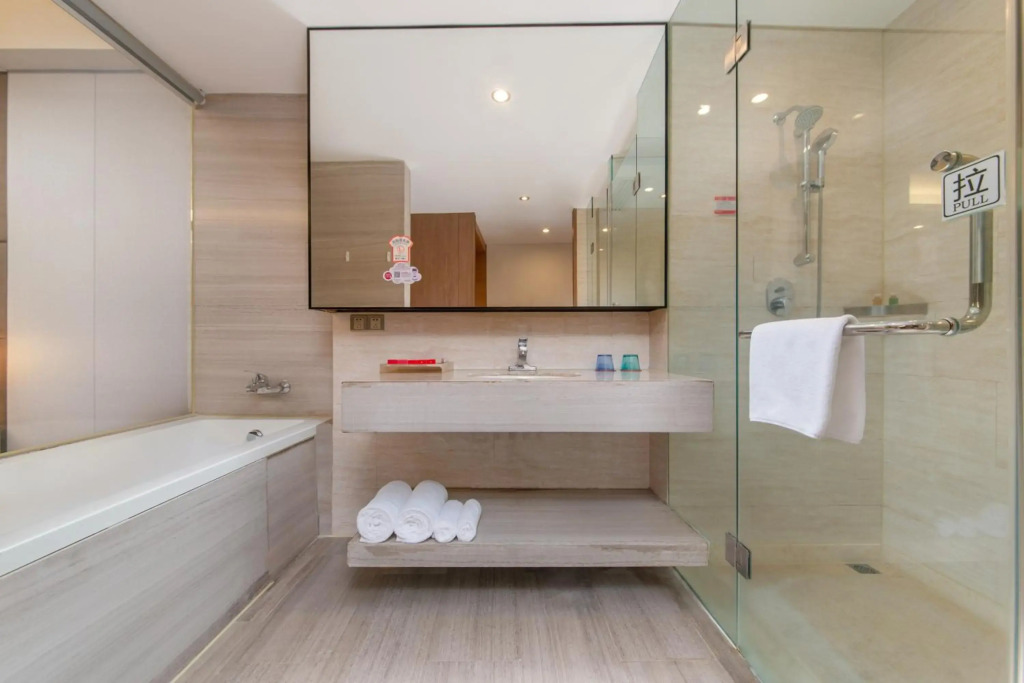 Ramada Plaza Shenzhen North