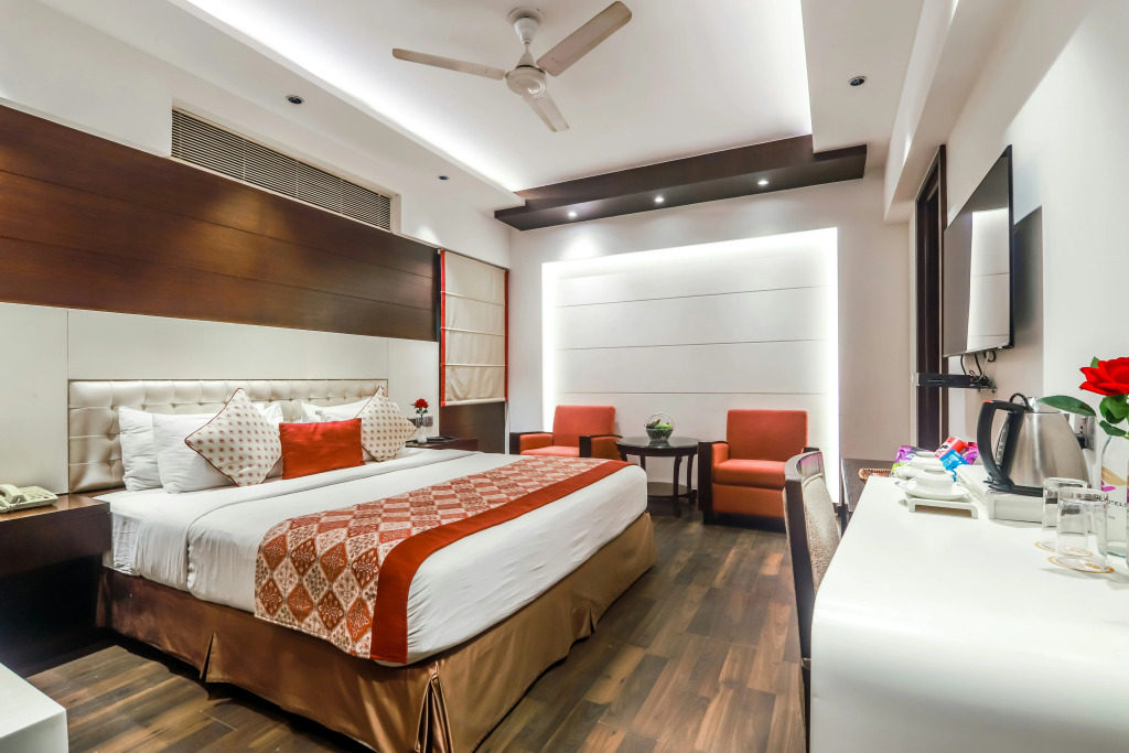 Hotel Grand Godwin -Near Connaught Place, New Delhi- Free Airport Pick-Up
