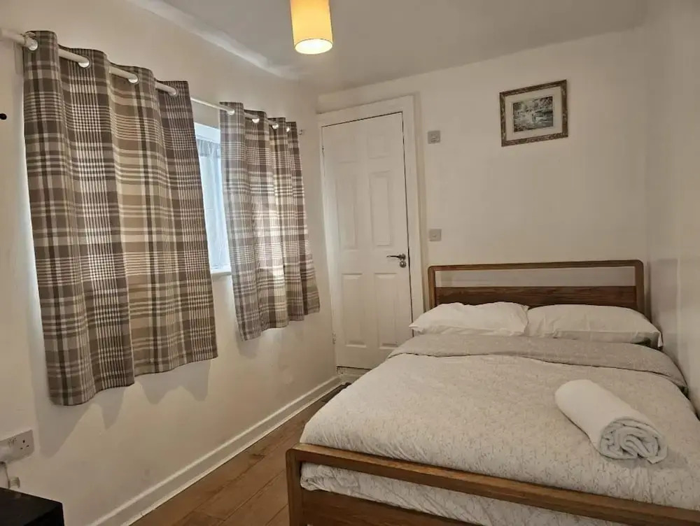 Seafront 2-bed Apt, Sleeps 4 in Clacton-on-sea