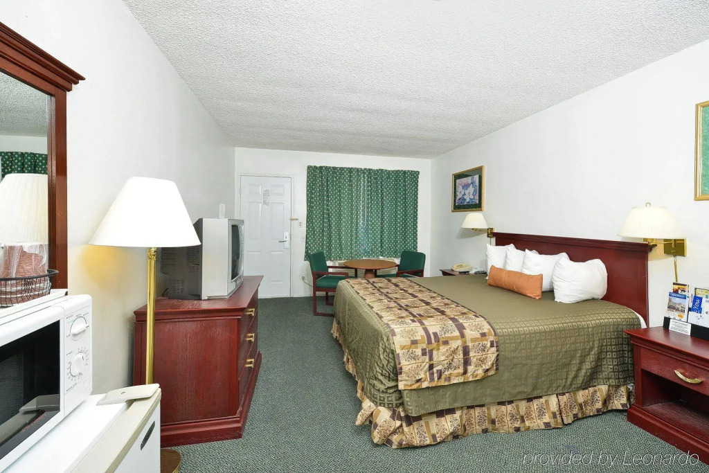 Americas Best Value Inn - Chico