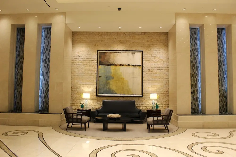 The Signature at MGM Grand by Luxury Suites International