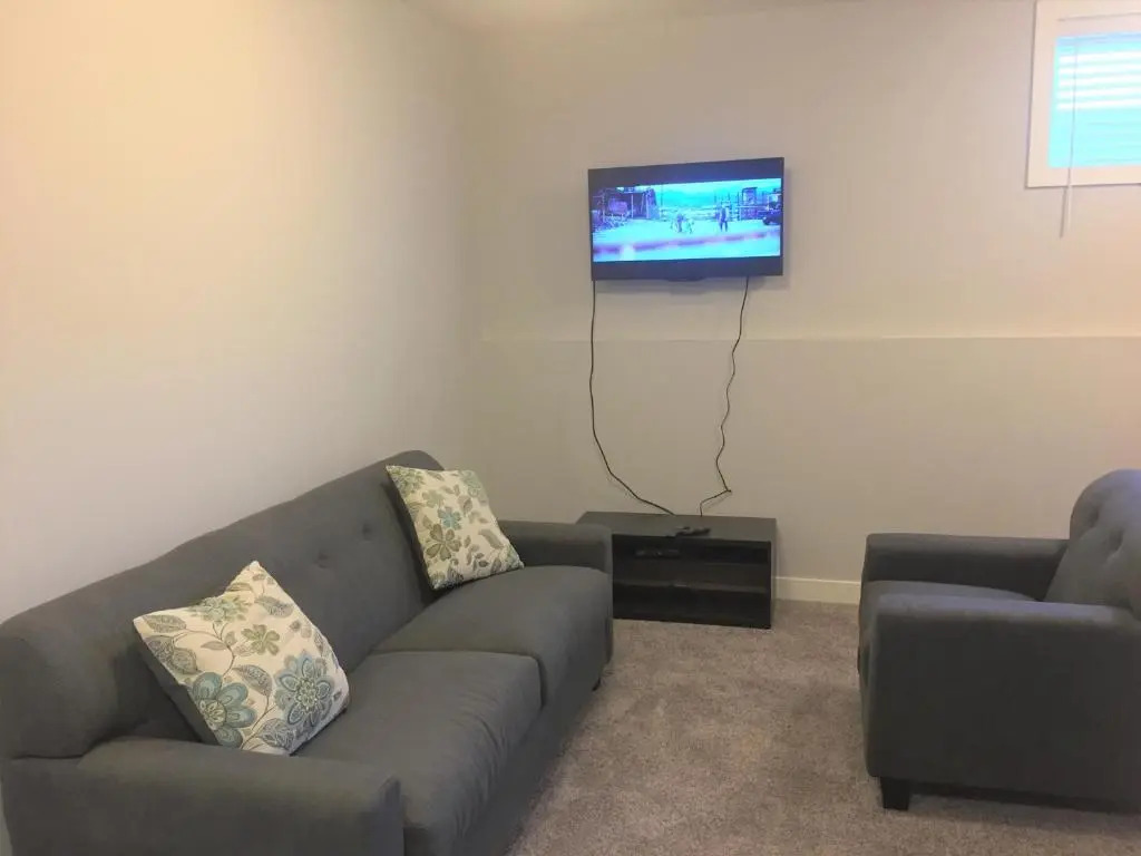Three-Bedroom House with Balcony #33 Sunalta Downtown
