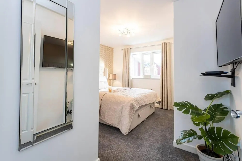 Beautifully Designed 3 Bed House - in Manchester
