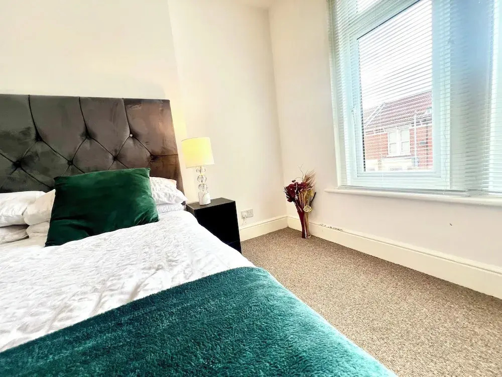 The Coral Guest House 1 Fratton Park Portsmouth