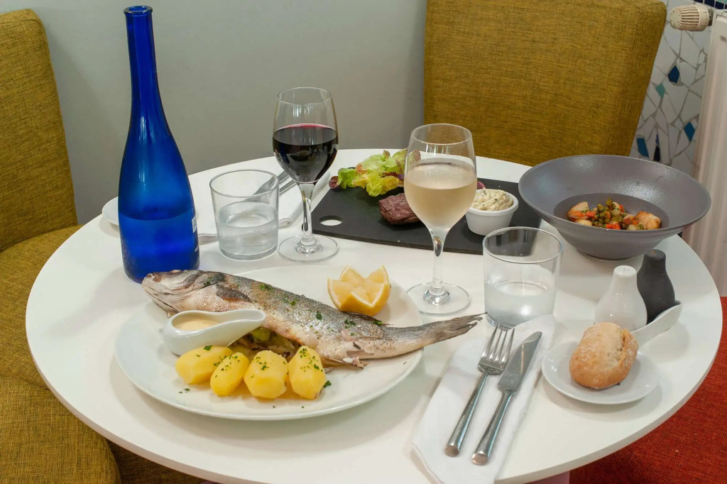 The Originals Hôtel Le Cise Restaurant Chambres et Suites