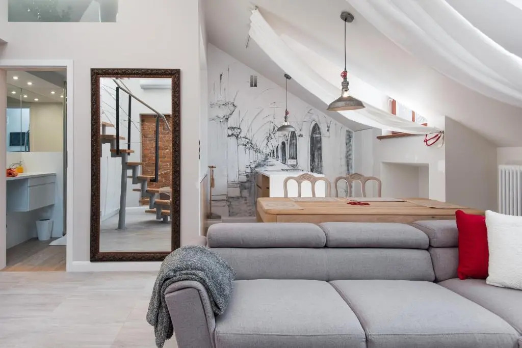 Tomasza Residence