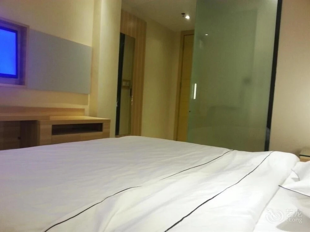 Denise Hotel Apartment(Shangxiajiu Branch)