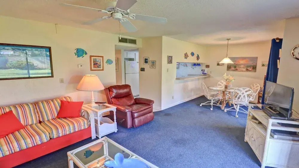 106 Las Brisas Poolside Condo 1 Bedroom Condo by RedAwning