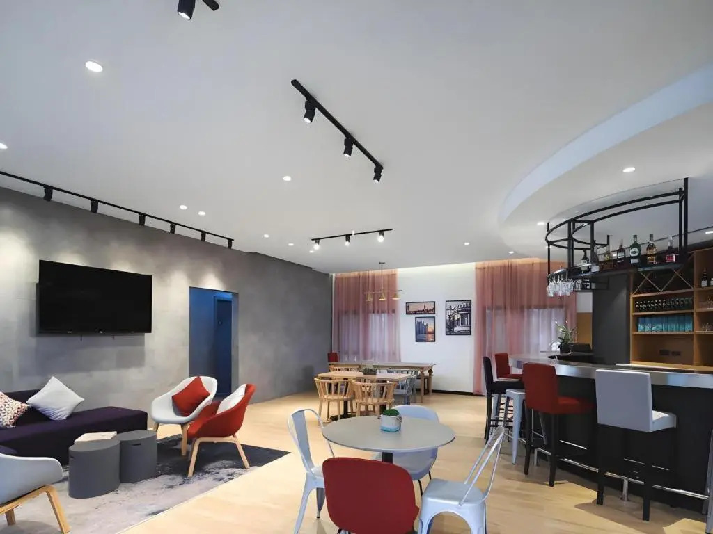 Campanile Hotel (Huaibei Yuxi)