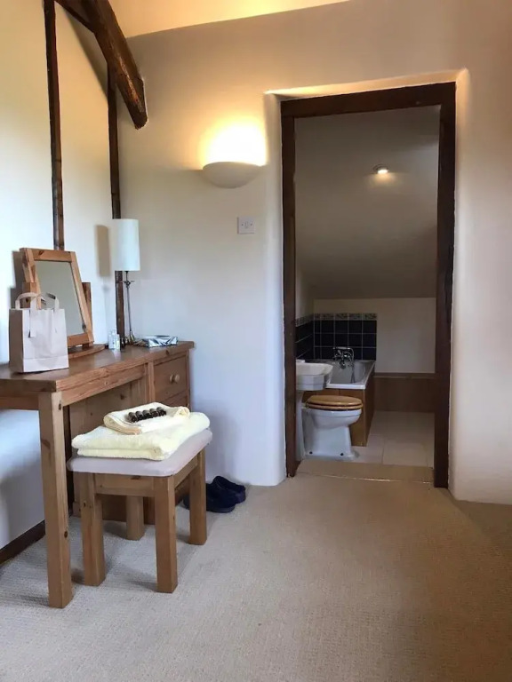 16th Century Devon Longhouse, Stunning Views