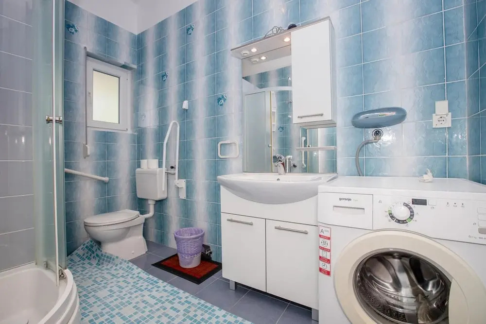 Charming Palit Kroatien Holiday House With Garden
