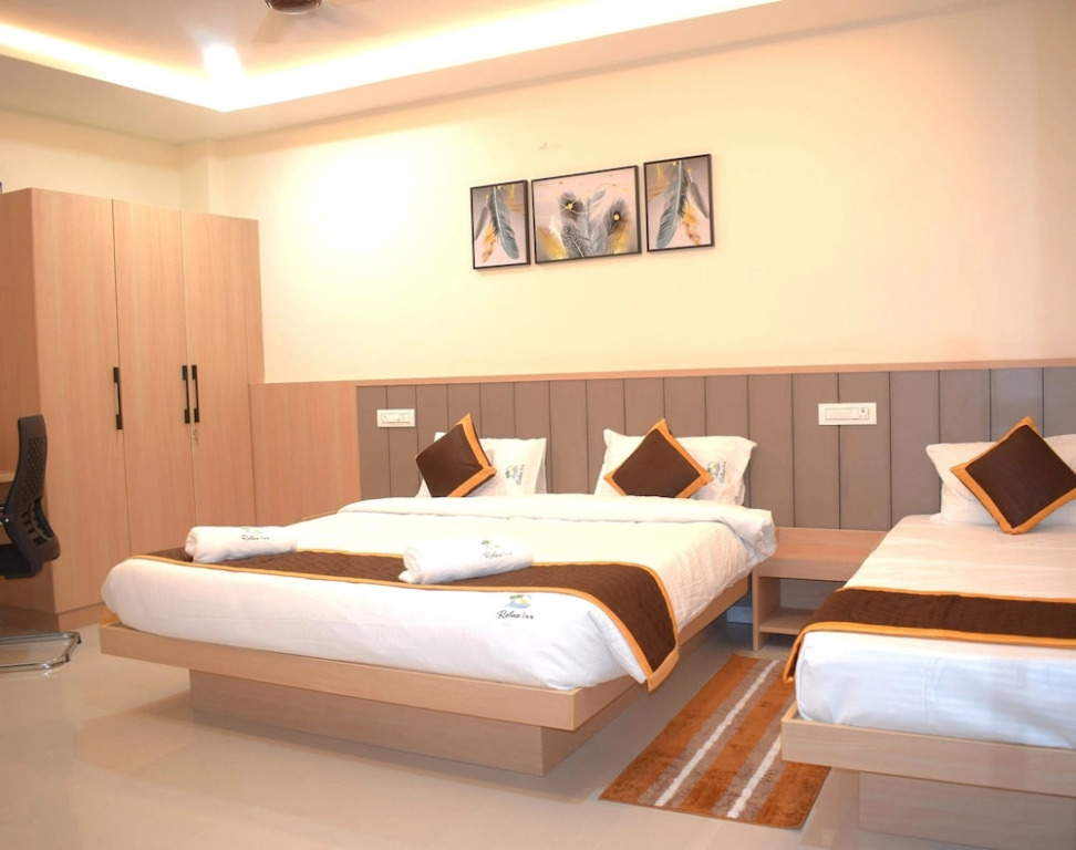 Relax Inn Suites & Rooms