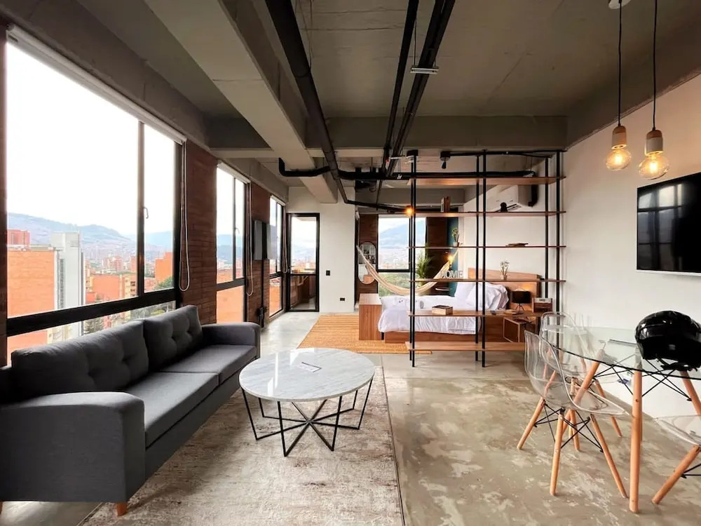 Trendy Loft With Balcony in Laureles
