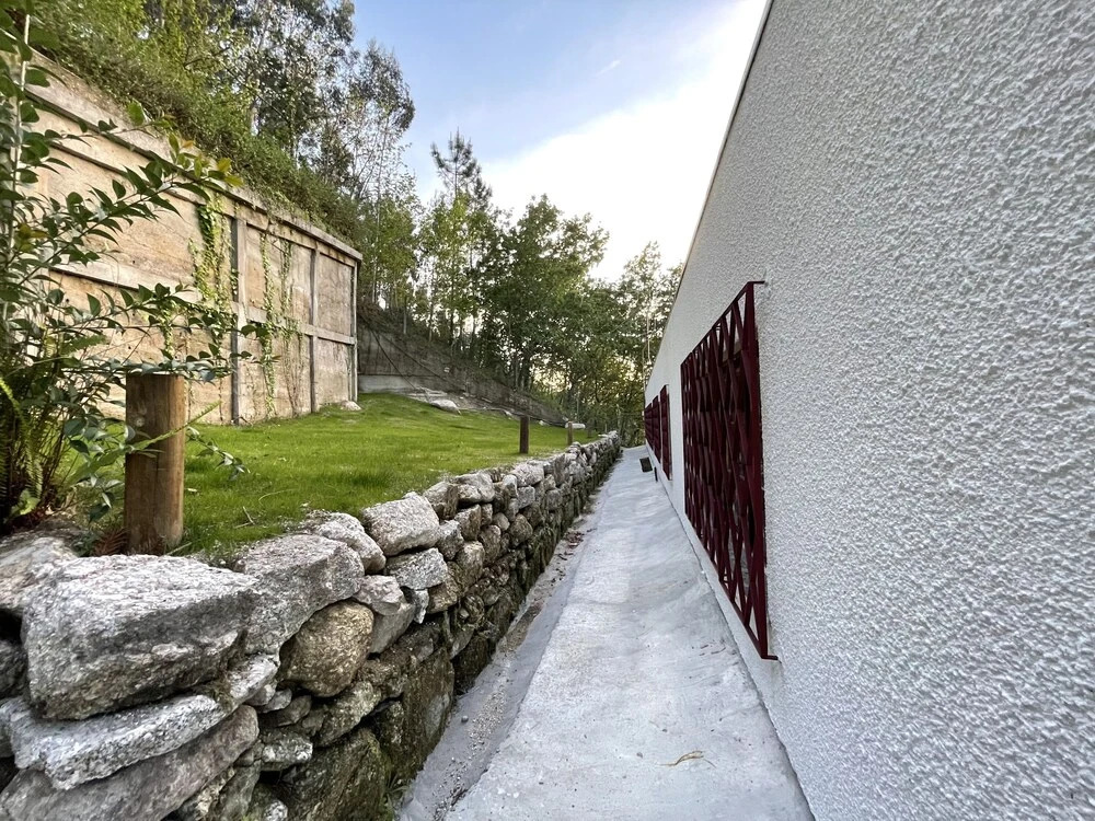 Villa Bouro - Stunning 4-bed Villa Near Geres