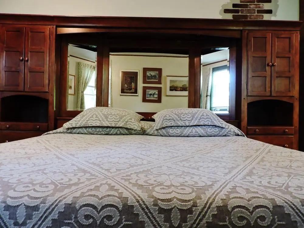 Saratoga Farmstead B&B
