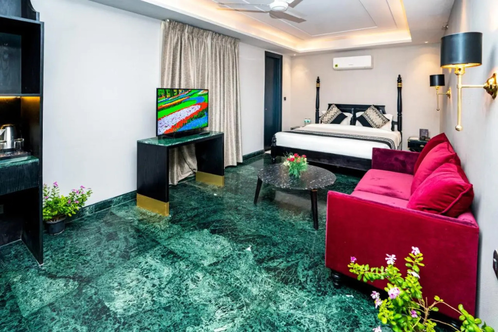 Foxoso Hotel Delhi