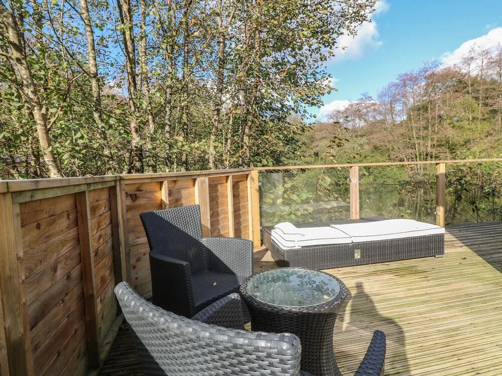 2 Miller's Island, Looe