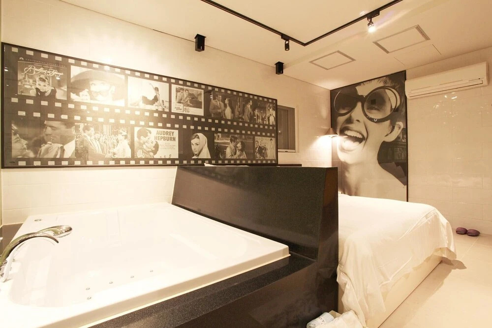 Hotel Pop Guri