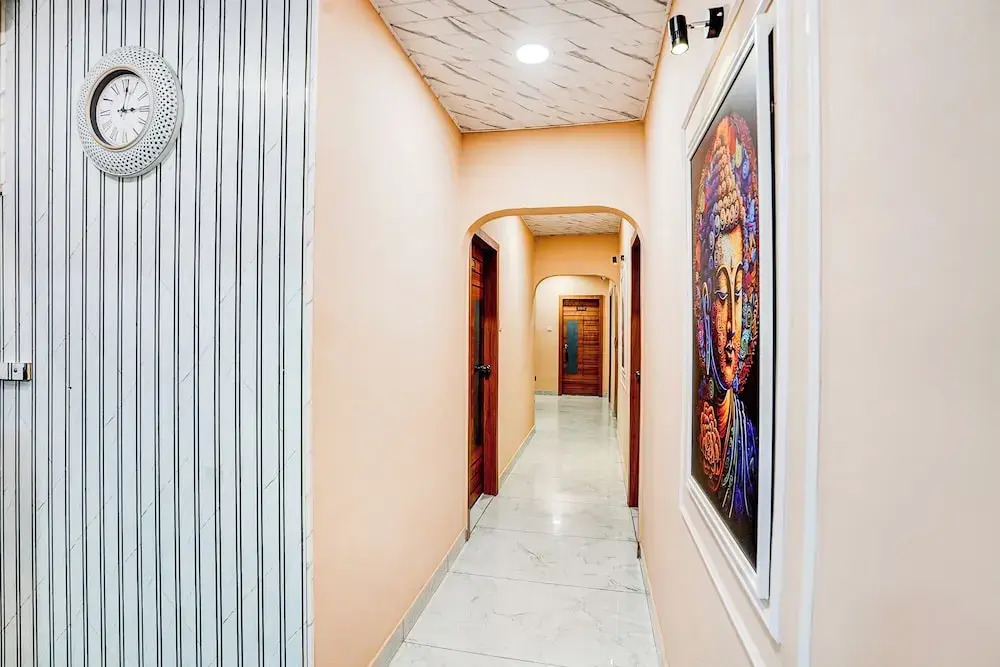 Hotel Omkar & Lodging - Phoenix Market City