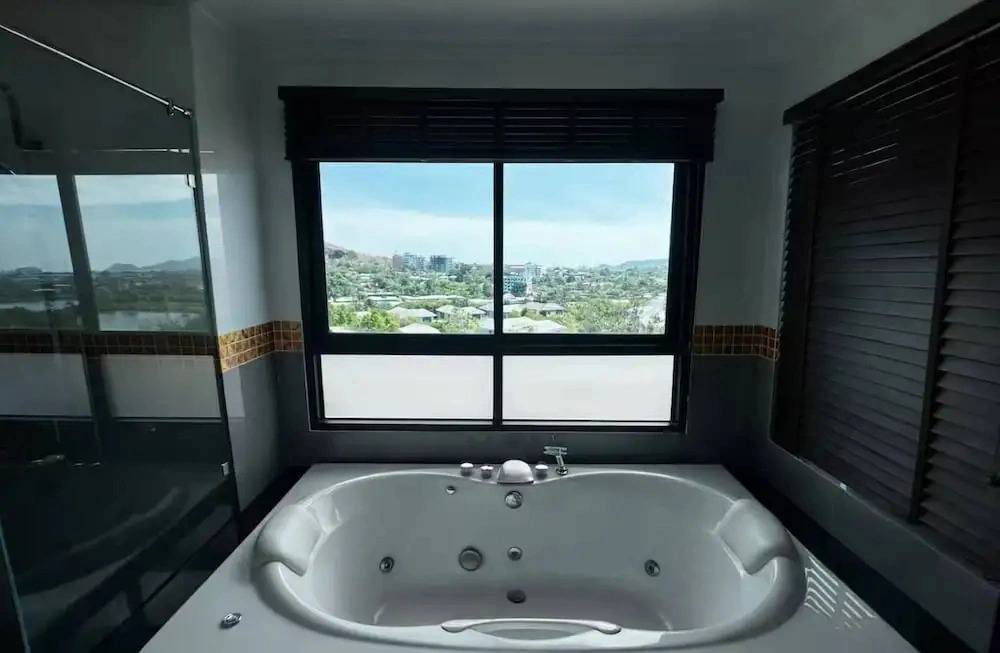 Chalong Miracle Lakeview 4021