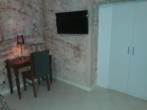 Desert Dwellers Underground B&B