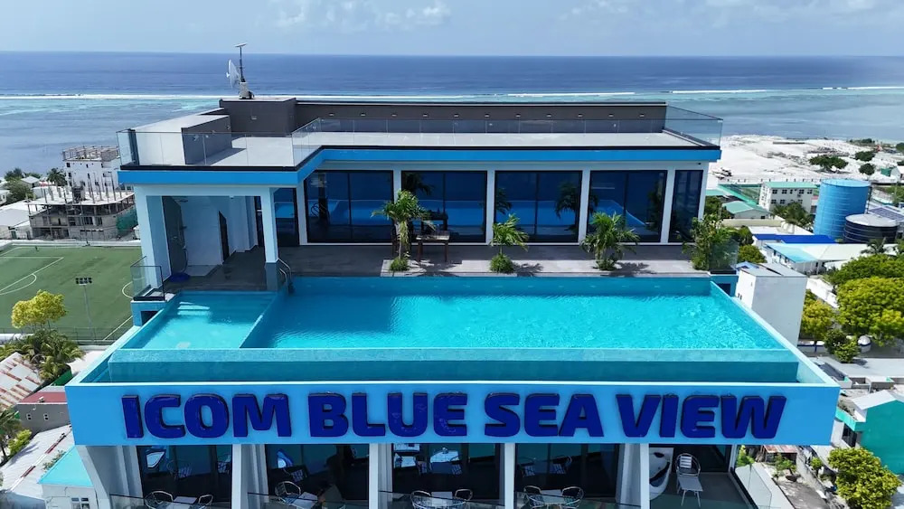 iCom Blue Seaview