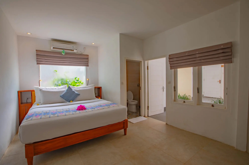 Gili Sands Hotel & Bar