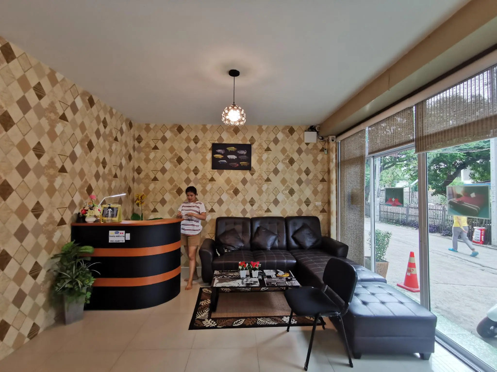 Tontalay Hotel