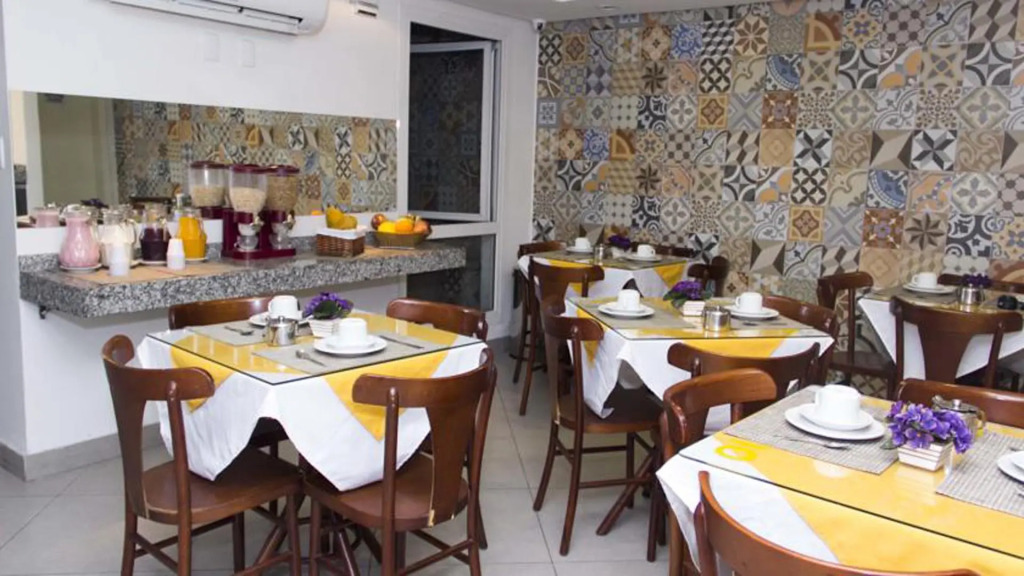 Minuano Hotel Express próx Orla Lago Guaíba, Mercado Público, 300m Rodoviária