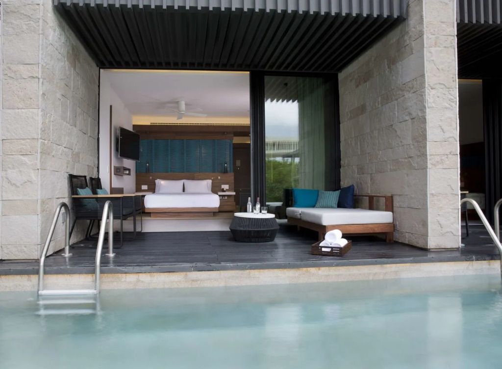 Devossion By Live Aqua Playa del Carmen All Inclusive