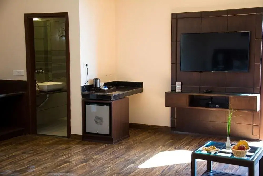 Resorts By The Baagh, Corbett