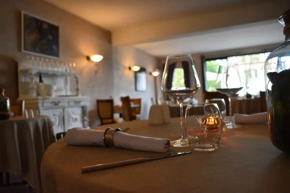 Le Cheval Blanc - Lac du Der - Logis Hotel