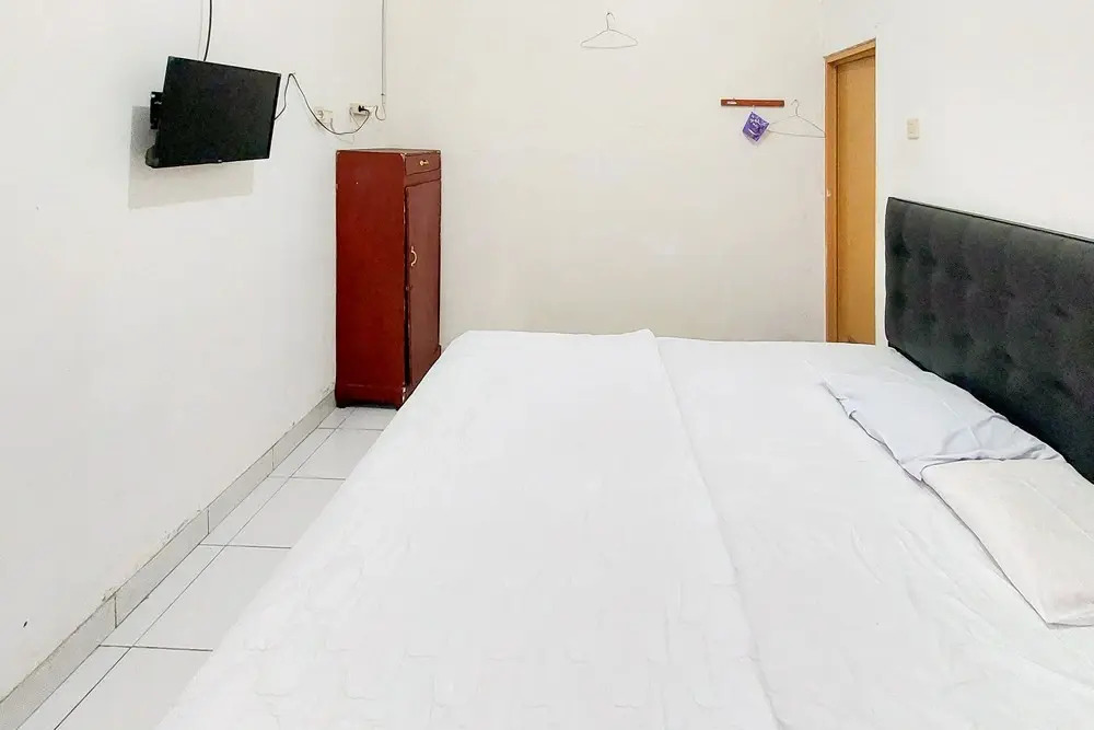 Pondok Gede Dkost Syariah Mitra RedDoorz
