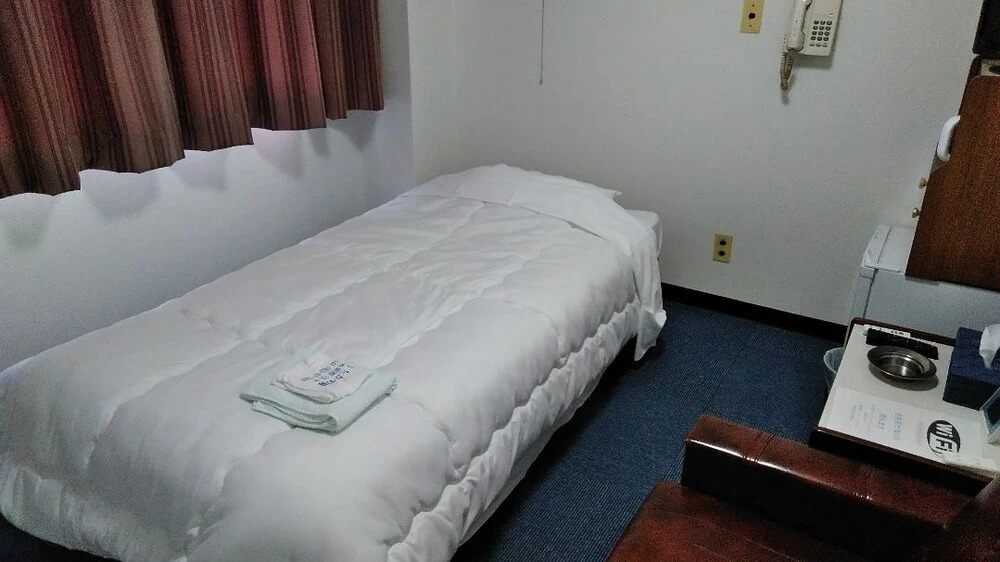 Business Hotel Takanoya