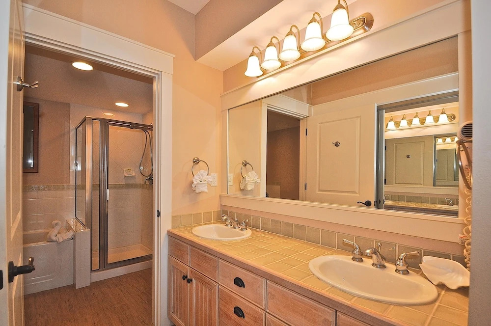 Observation Point 456 1 Bedroom Condo By Coastal Dreamin