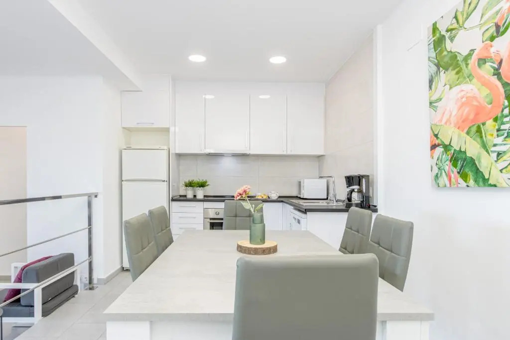 Apart-rent Apartamento Gran reserva renovado 0076