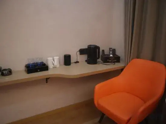 Lanfeng Homestay (Yi Nationality Ancient Town)