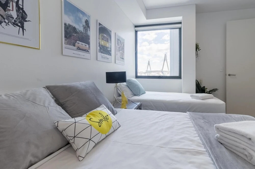 C16 Darling Harbour 2 BDR APT