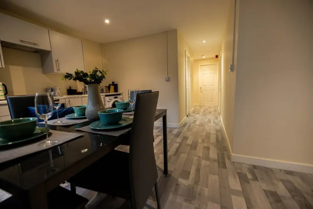 3 Bedrooms-8guests-babycot-15mintopepys-freeparkg